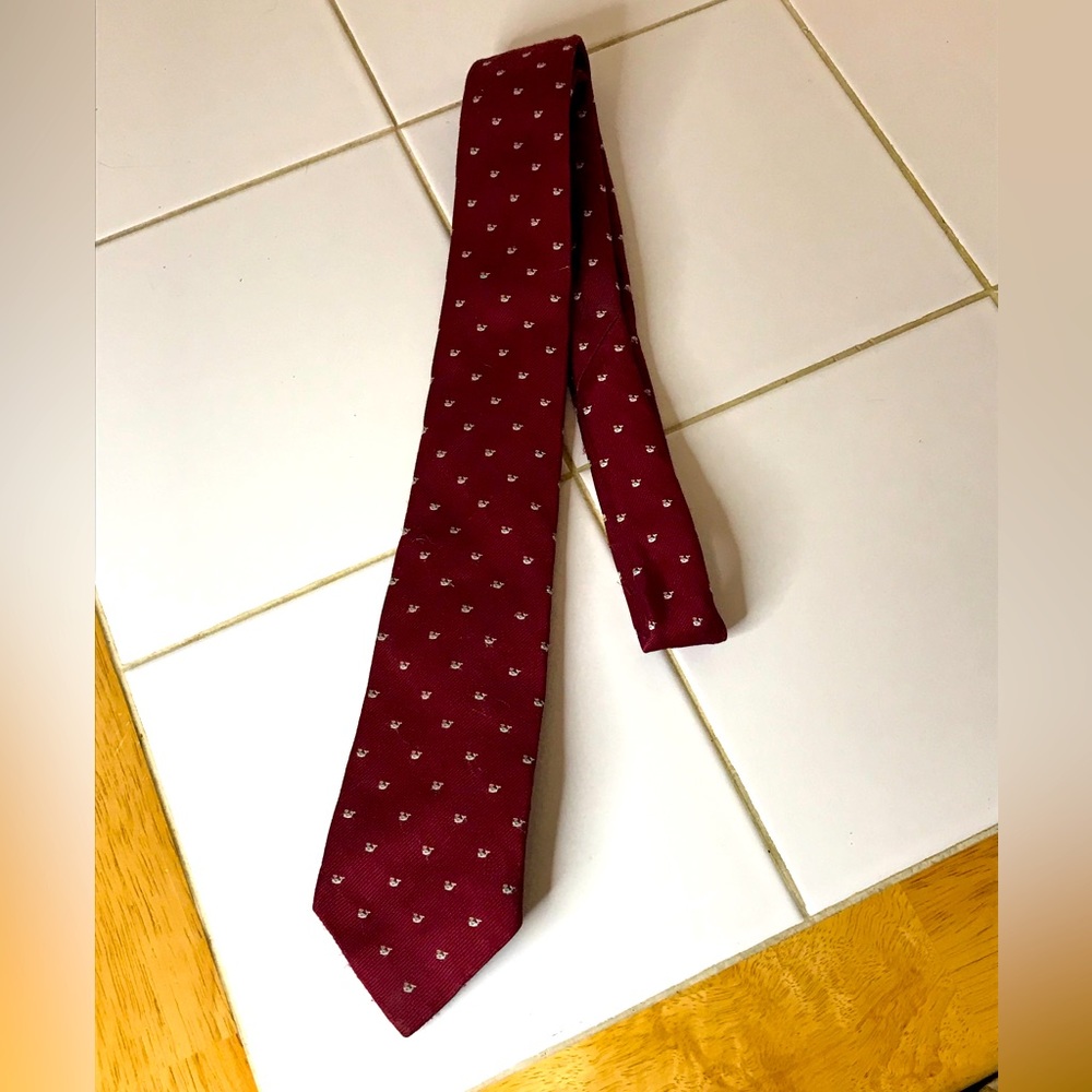 Mystic Seaport whale-print tie